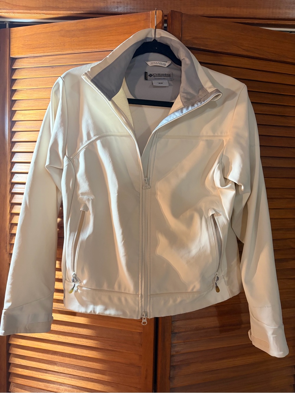 Columbia Women's Cream Softshell Utility Jacket